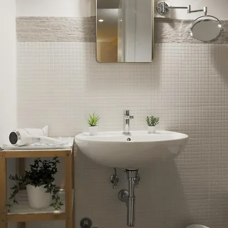 Loft 2 Piano Nel Cuore Di * Genua